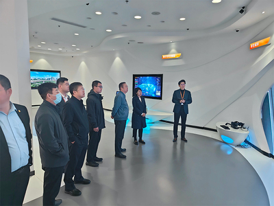 北京環衛集團副總經理劉凱一行蒞臨杰瑞參觀調研，共商山東軟件開發合作